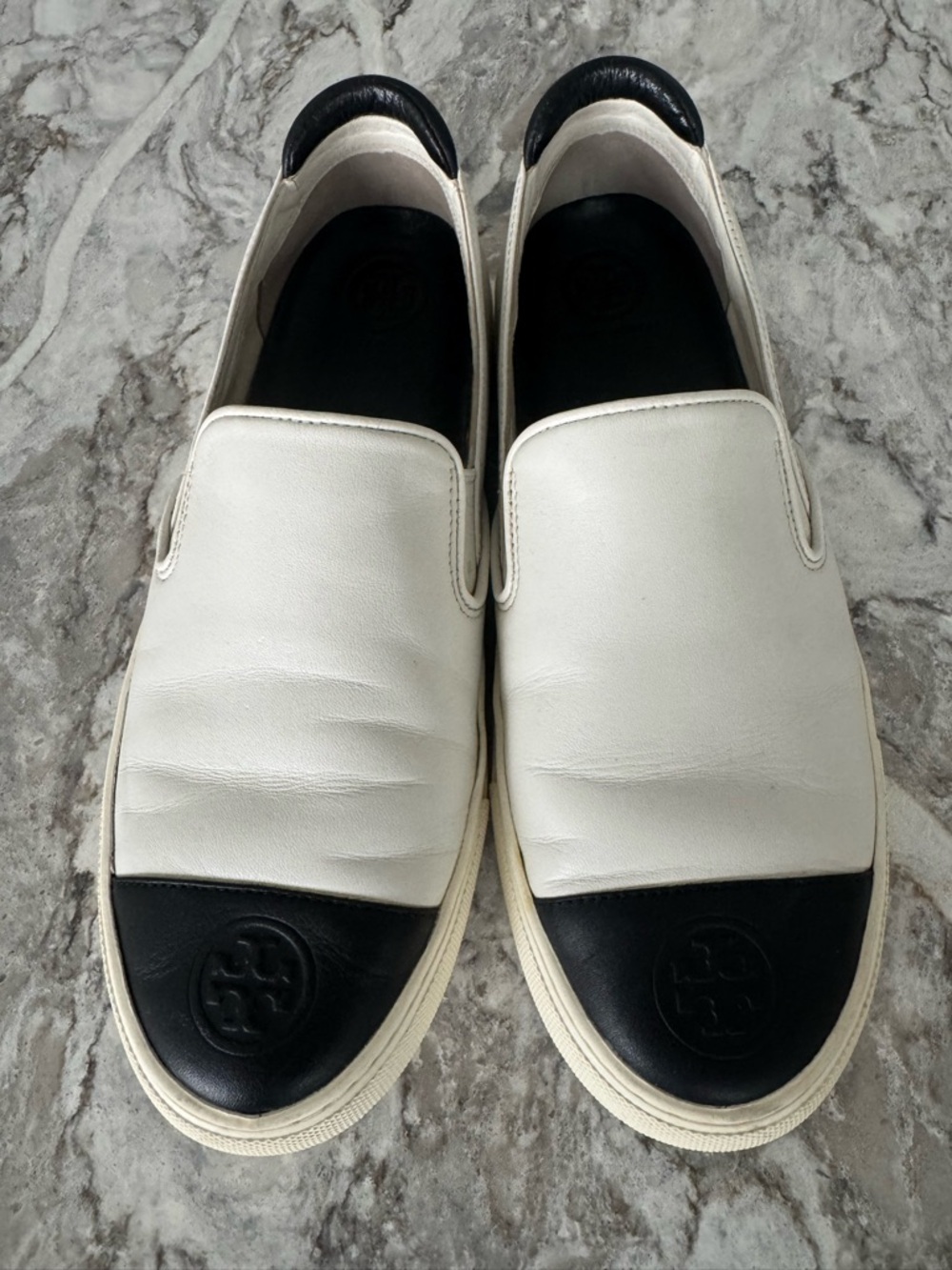 Tory Burch Colorblock Slip-On Sneakers – White/Black Leather Logo Size 8 - Picture 2 of 8